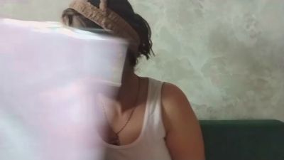 LaurynNagai live cam on Cam4