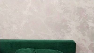 LaurynNagai live cam on Cam4