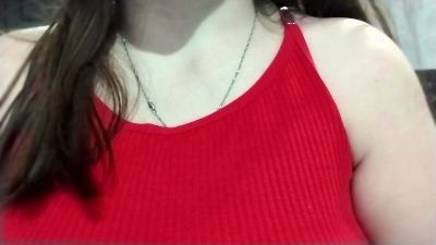 LaurynNagai live cam on Cam4