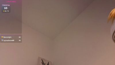 LaurynSchreacke live cam on Cam4