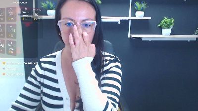 Lauryn_Jones live cam on Cam4