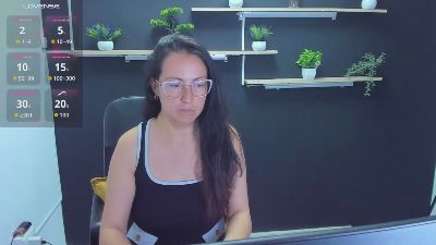 Lauryn_Jones live cam on Cam4