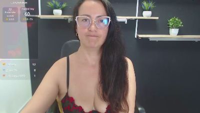 Lauryn_Jones live cam on Cam4