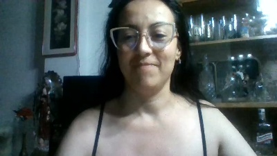 Lauryn_Jones live cam on Cam4