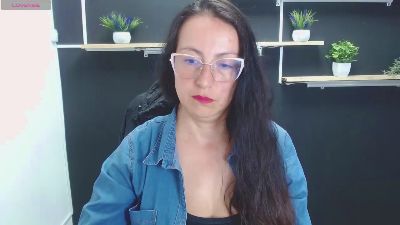 Lauryn_Jones live cam on Cam4