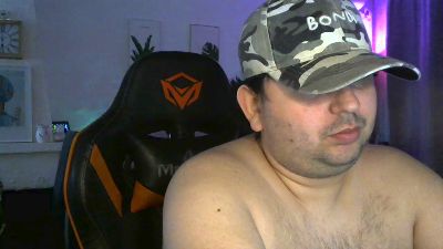 Lautiiiok live cam on Cam4