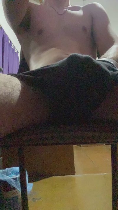 Lautyezee_Porin live cam on Cam4