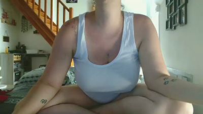 Lauz0 live cam on Cam4