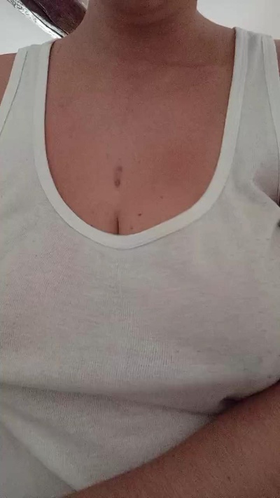 Lauz0 live cam on Cam4