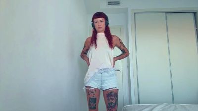 LavernaPero live cam on Cam4