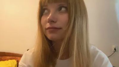 LavetaBloyd live cam on Cam4