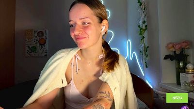 LavetteKerger live cam on Cam4