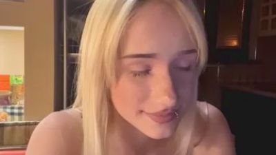 LavinaFyfe live cam on Cam4