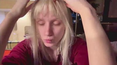 LavinaFyfe live cam on Cam4