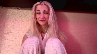 LaviniaSalada live cam on Cam4