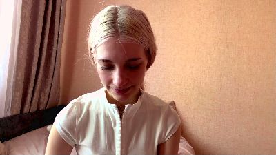 LaviniaSalada live cam on Cam4