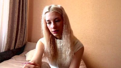 LaviniaSalada live cam on Cam4