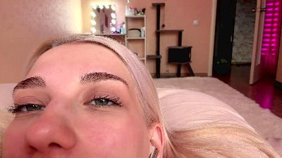 LaviniaSalada live cam on Cam4