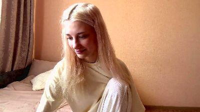 LaviniaSalada live cam on Cam4