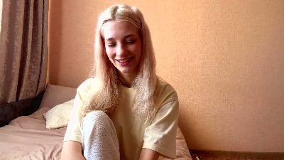 LaviniaSalada live cam on Cam4