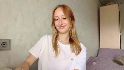 LaviniaSampley live cam on Cam4
