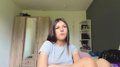 LaviniaStolze live cam on Cam4