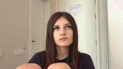 LaviniaStolze live cam on Cam4