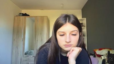 LaviniaStolze live cam on Cam4