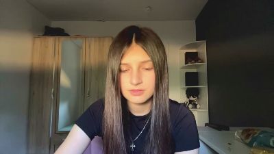 LaviniaStolze live cam on Cam4