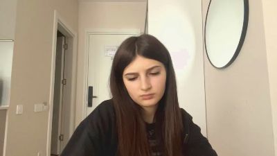 LaviniaStolze live cam on Cam4