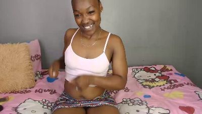 Lavishia live cam on Cam4
