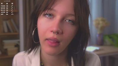 LavonaTrott live cam on Cam4