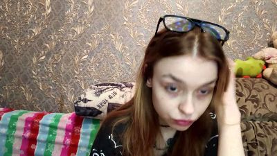 LawanaHives live cam on Cam4