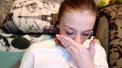 LawanaHives live cam on Cam4