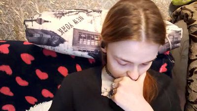 LawanaHives live cam on Cam4