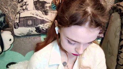 LawanaHives live cam on Cam4