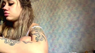 LawandaMowry live cam on Cam4