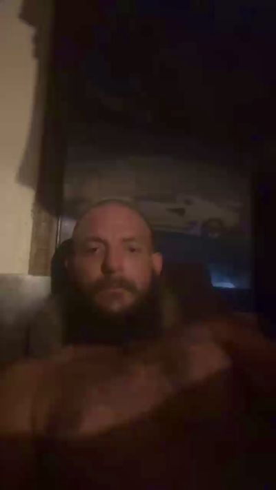 Lawdbignasty live cam on Cam4