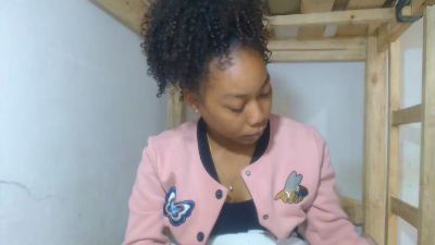 Laykah live cam on Cam4
