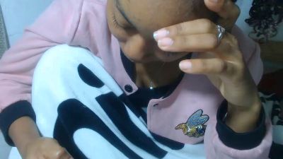Laykah live cam on Cam4