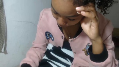 Laykah live cam on Cam4
