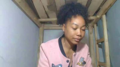 Laykah live cam on Cam4