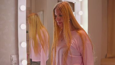 LaylaBeecher live cam on Cam4