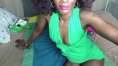 LaylaTheLeopard live cam on Cam4