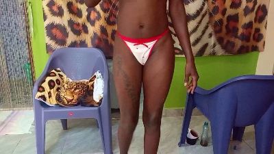 LaylaTheLeopard live cam on Cam4