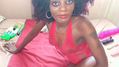 LaylaTheLeopard live cam on Cam4