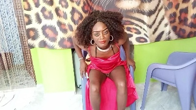 LaylaTheLeopard live cam on Cam4