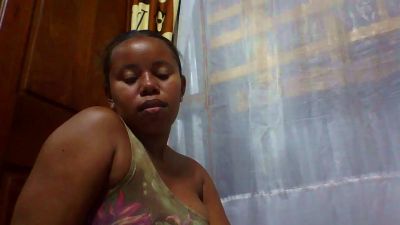 Laylah21 live cam on Cam4