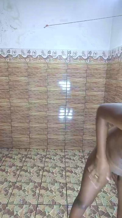 Layllah live cam on Cam4