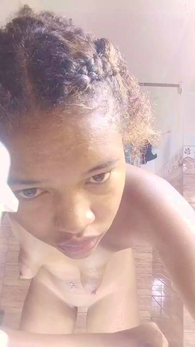 Layllah live cam on Cam4